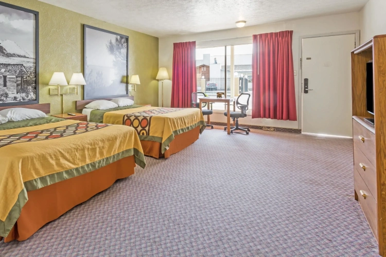 Standard Quadruple room