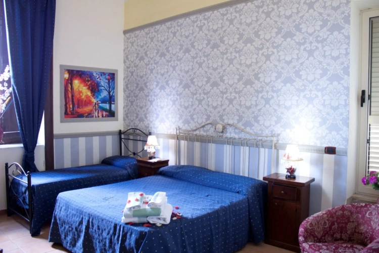 Standard Quadruple room