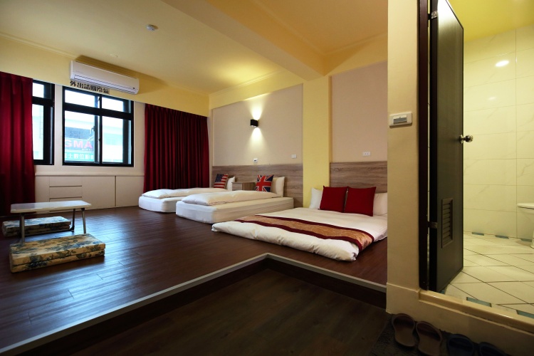 Standard Quadruple room