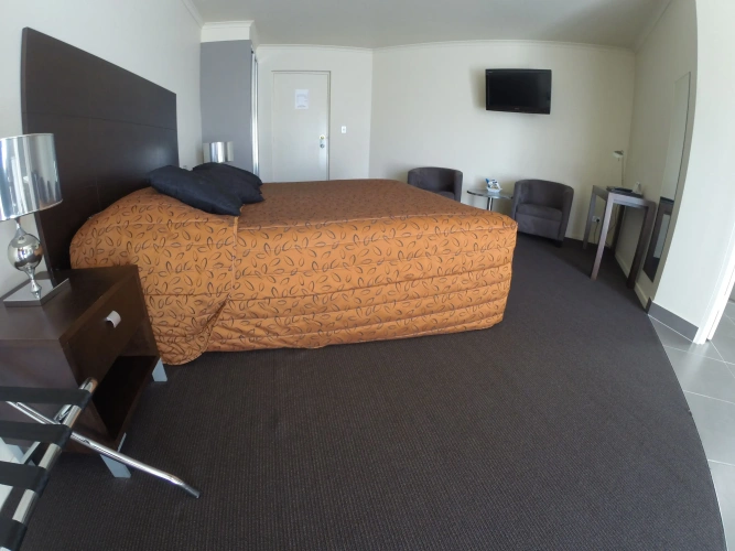 Deluxe Double Suite