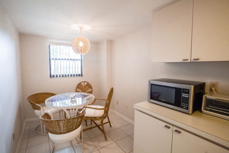 2 Bedrooms Standard Club room with balcony
