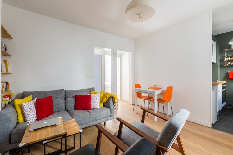 2 Bedrooms Apartment