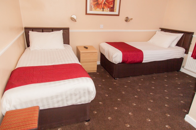 Standard Twin room