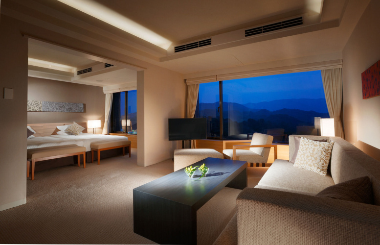 Double Suite