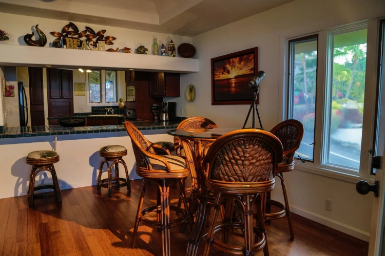3 Bedrooms Cottage with balcony