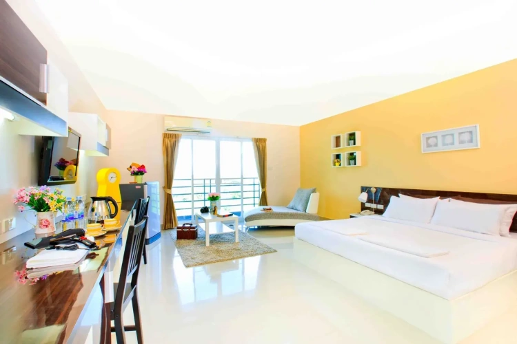 Triple Junior Suite