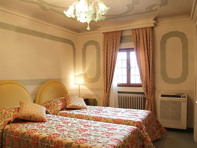 Superior Twin room
