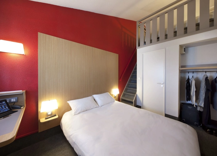 Quadruple room