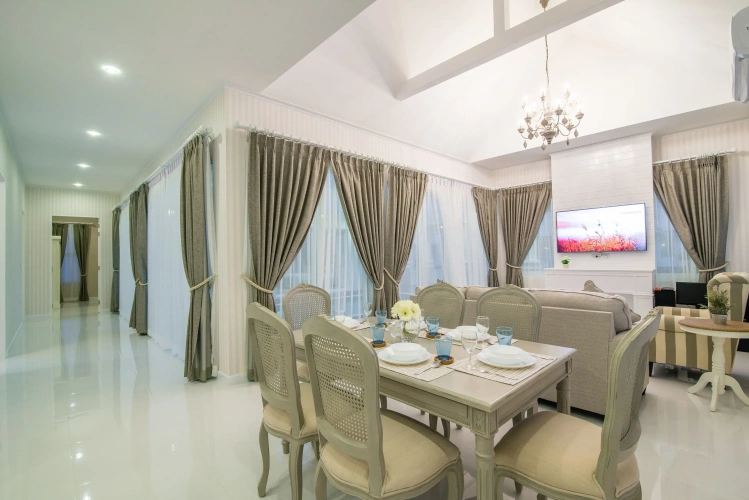 3 Bedrooms Luxury Villa with view