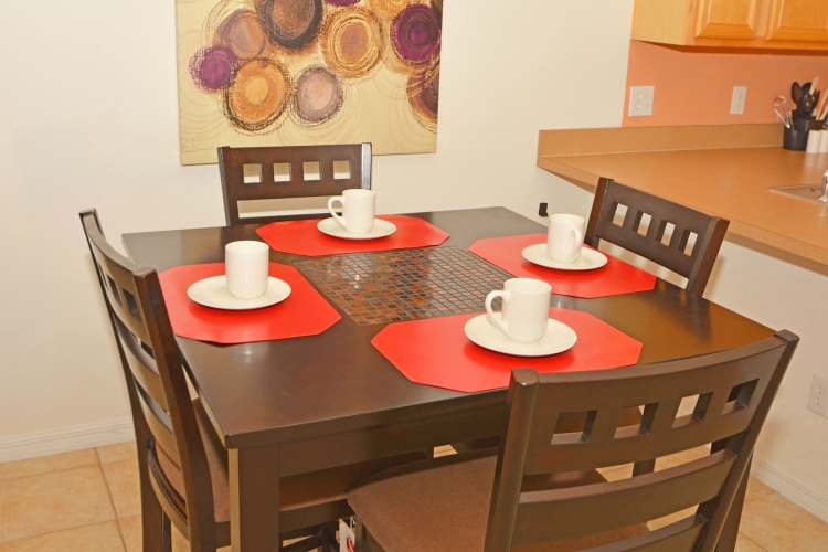 4 Bedrooms Cottage