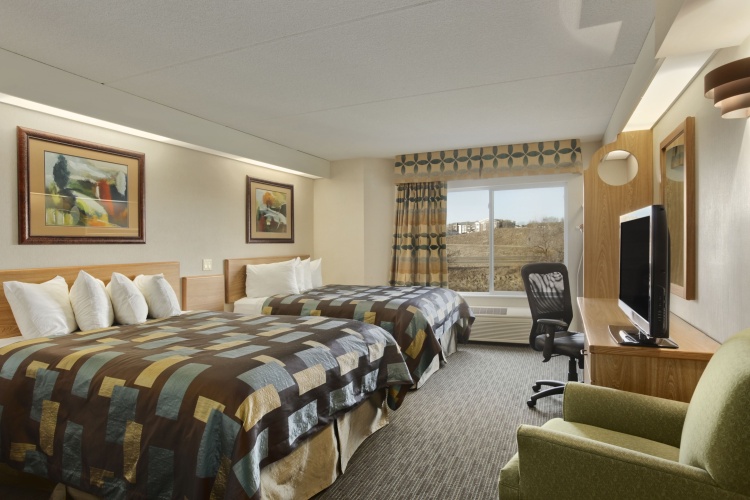 Business Quadruple room