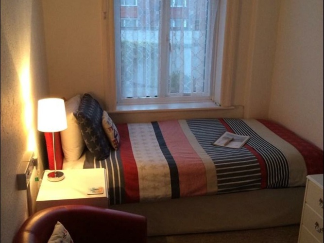 Standard Double Basement room
