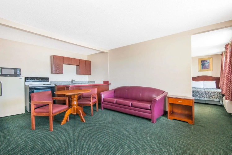Quadruple Suite