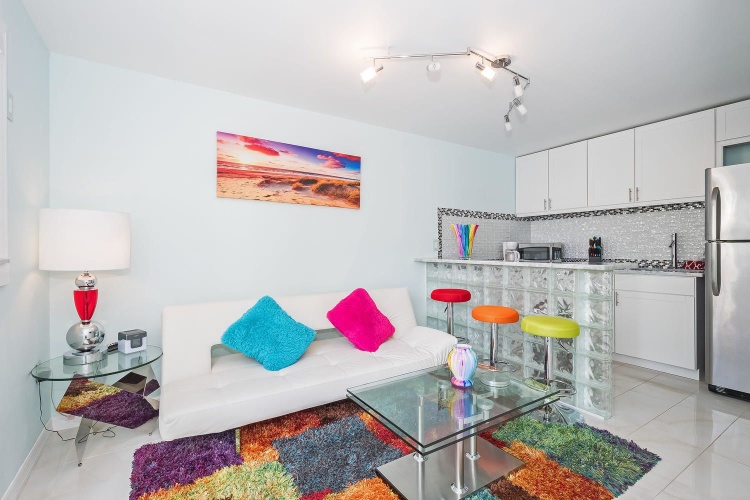 1 Bedroom Apartment
