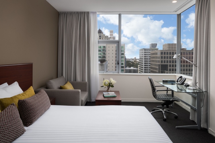 Deluxe Double room with city view