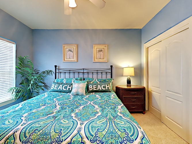 4 Bedrooms Cottage with balcony