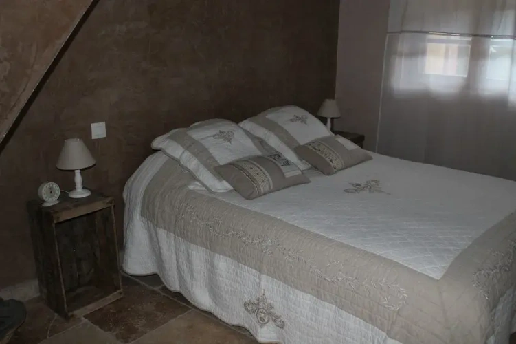 2 Bedrooms Cottage