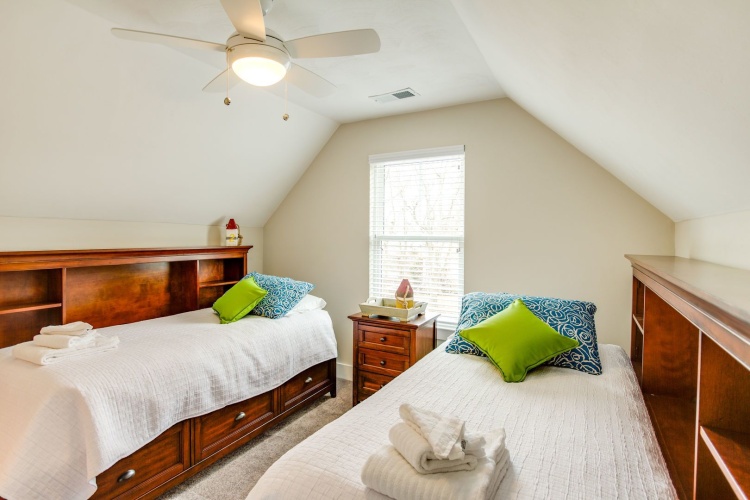 Standard Family room