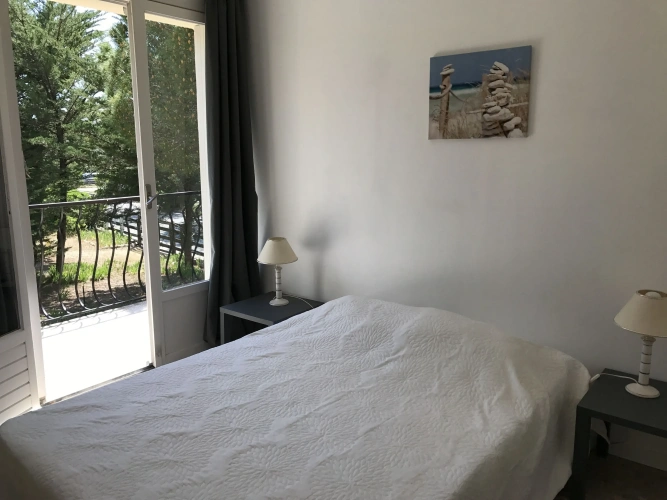 Apartment with balcony
