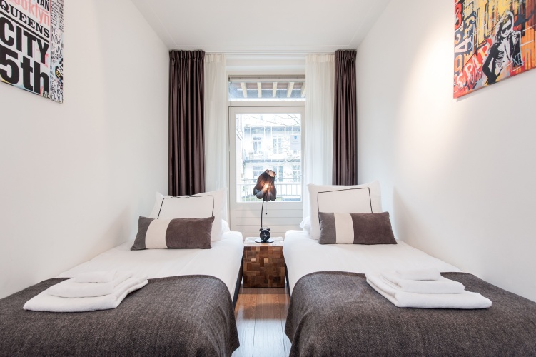1 Bedroom Twin Apartment with balcony and with garden view