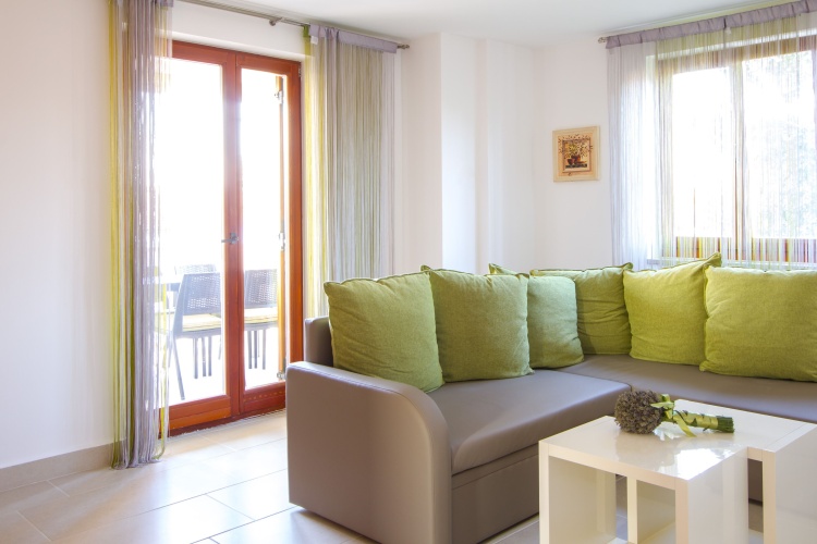 2 Bedrooms Apartment