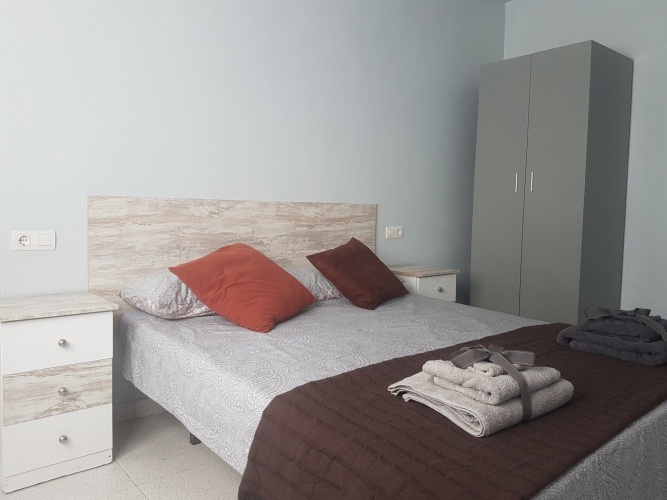 2 Bedrooms Apartment