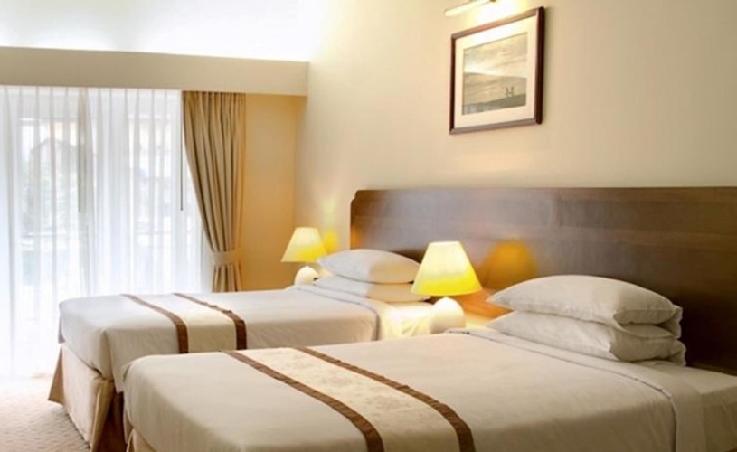 Premier Twin room