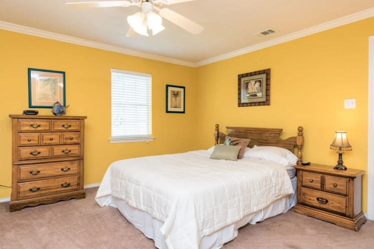 6 Bedrooms Bed in Dorm Duplex with balcony
