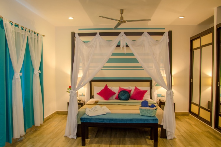 Deluxe Double Suite with city view