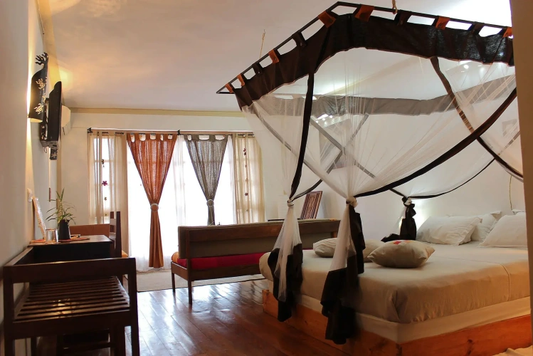 Double Suite