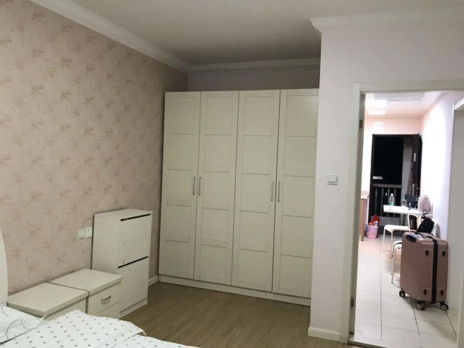1 Bedroom Triple Apartment