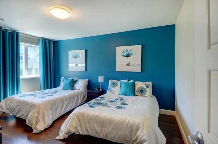 4 Bedrooms Double Cottage