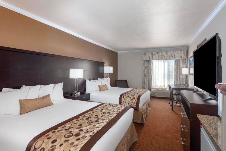 Standard Quadruple room