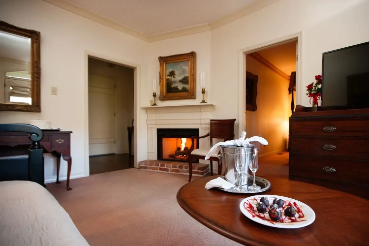 Deluxe Double Suite