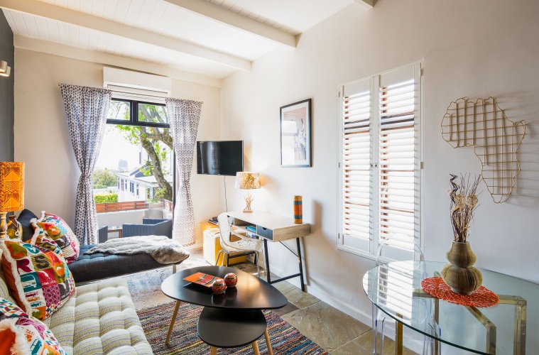 1 Bedroom Deluxe Suite with mountain view