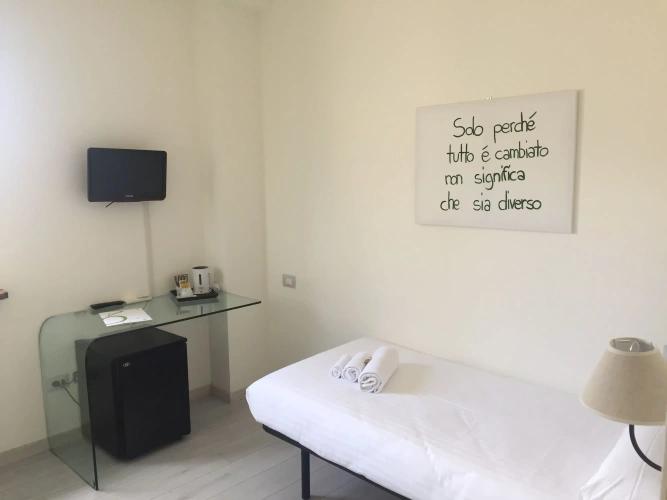 Standard Triple room with view