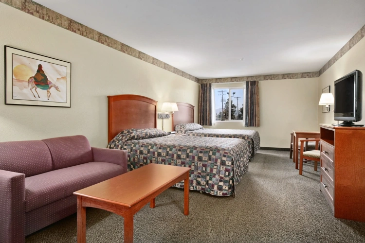 Standard Quadruple room