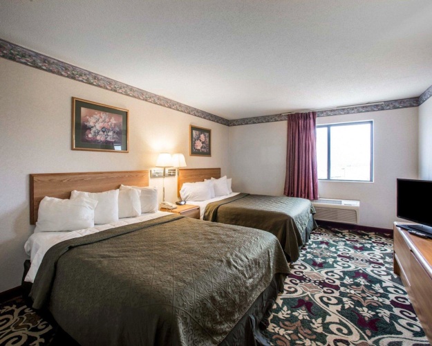 Quadruple Suite