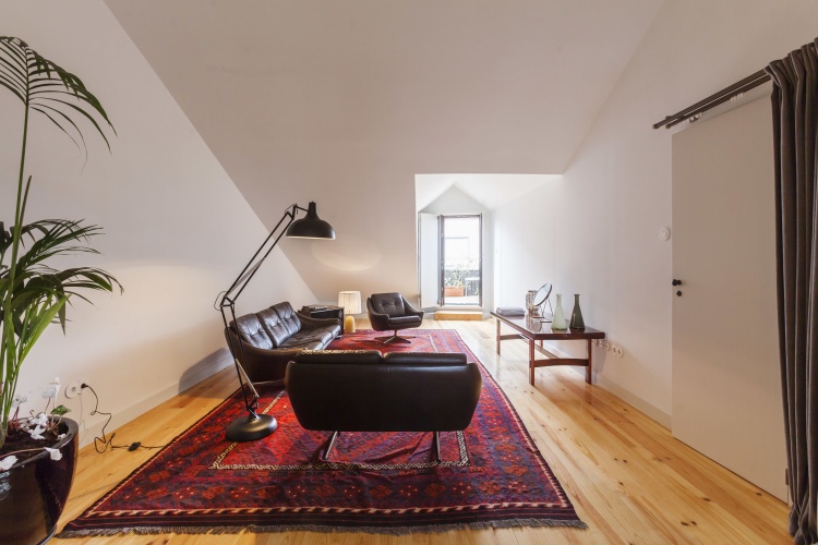 1 Bedroom Apartment with city view