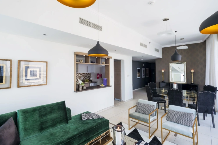 3 Bedrooms Deluxe Apartment with city view