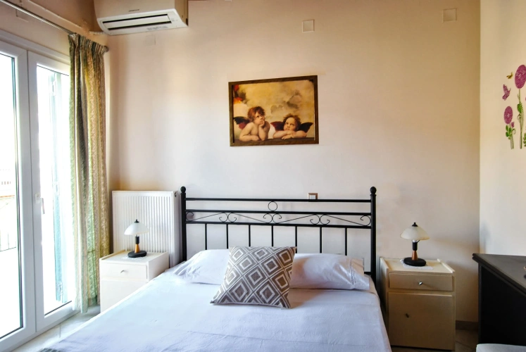 3 Bedrooms Apartment