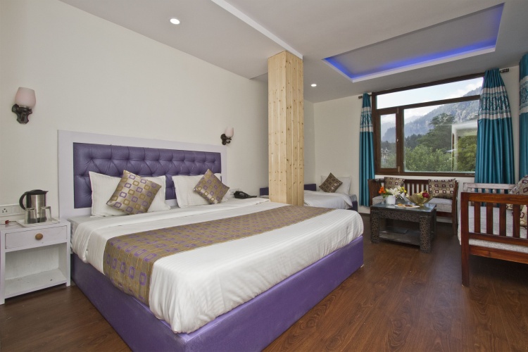 Deluxe Triple room
