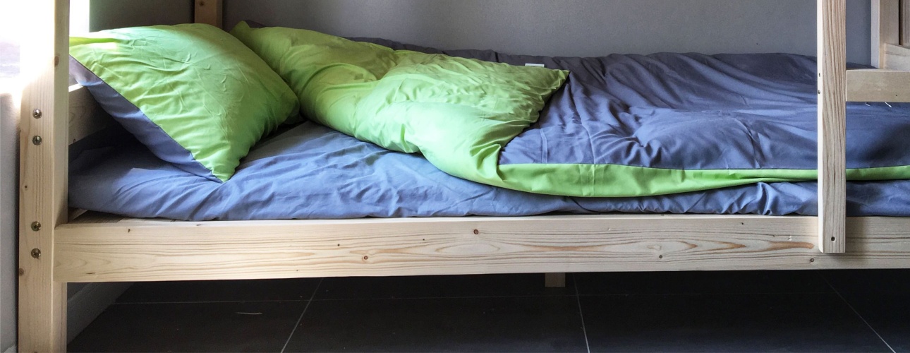 Bed in Dorm with city view