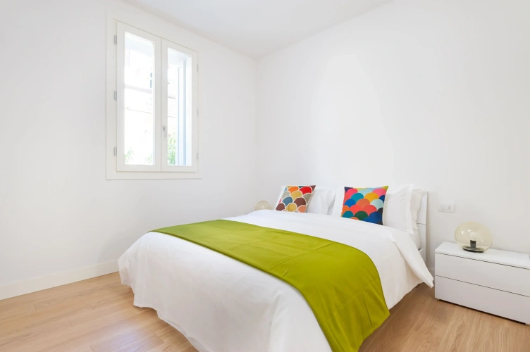 2 Bedrooms Apartment