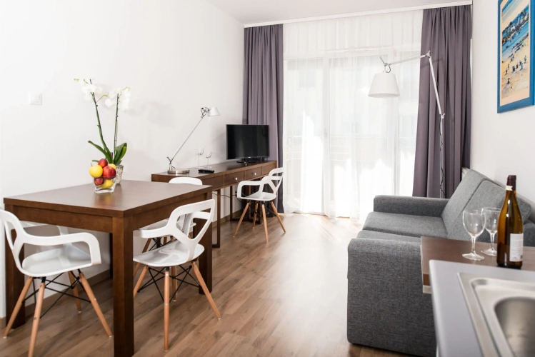 Classic Twin Apartment