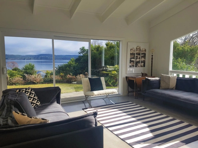 4 Bedrooms Cottage