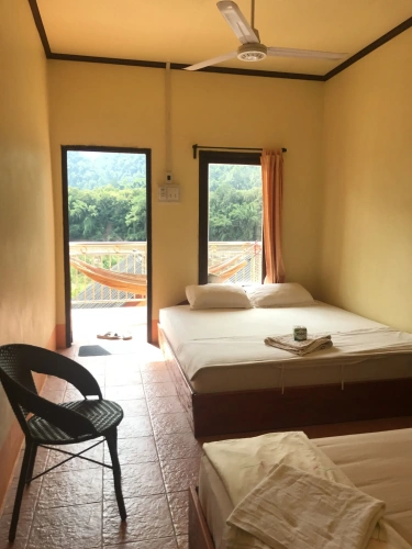 1 Bedroom Standard Triple room with river view