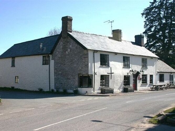 The Crown InnOver view