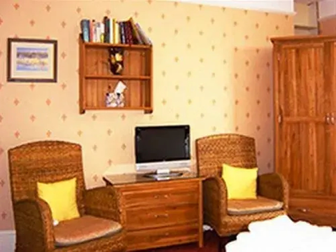 Dunkery Lodge