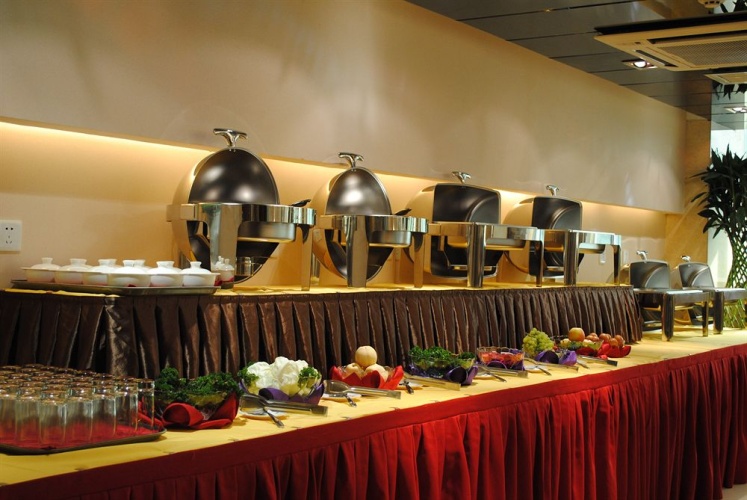 Titan Caoyang Business Hotel